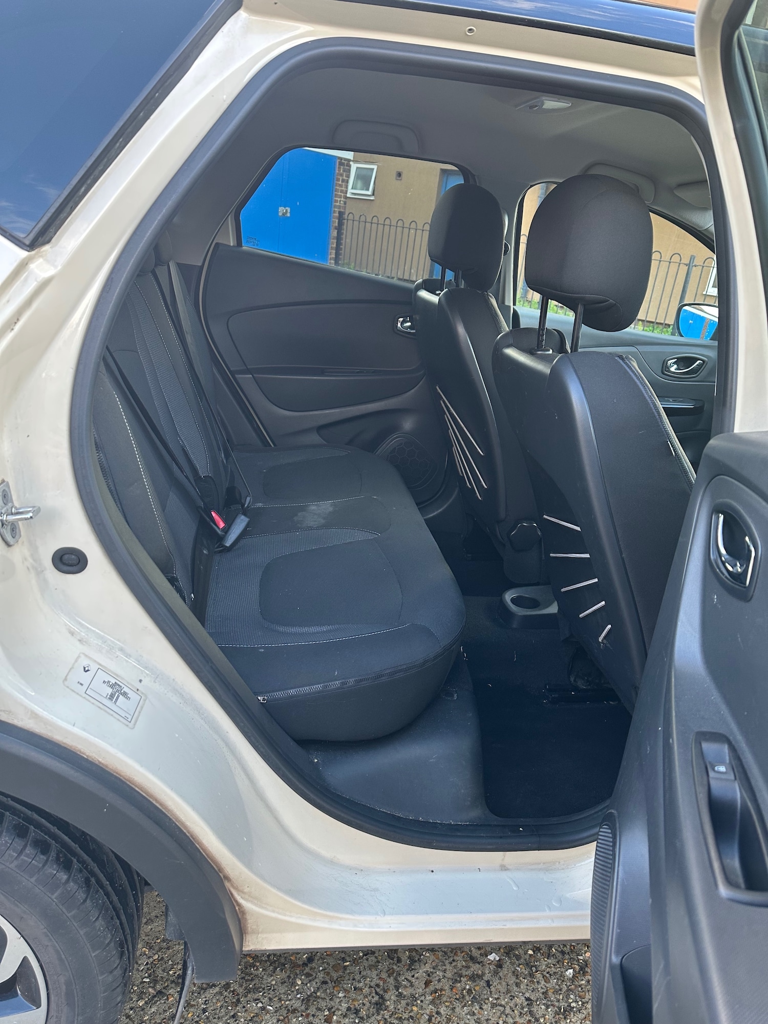 Used Renault Captur 2015 for sale - 76757019: Photo 10