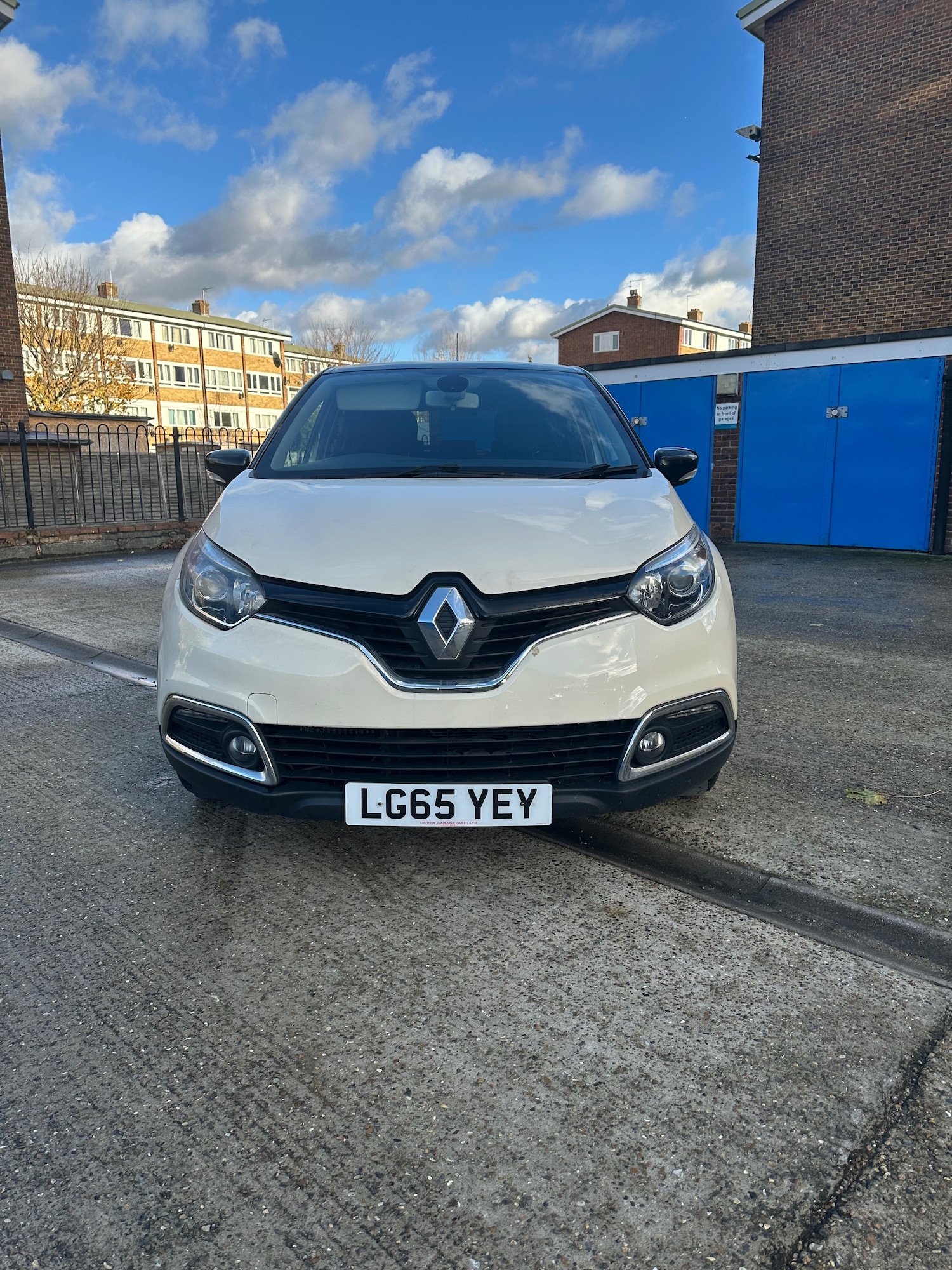 Used Renault Captur 2015 for sale - 76757019: Photo 3