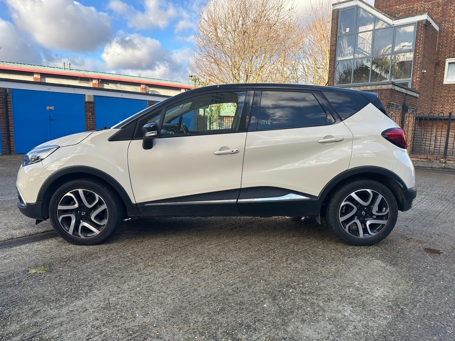 Used Renault Captur 2015 for sale - 76757019: Photo 7
