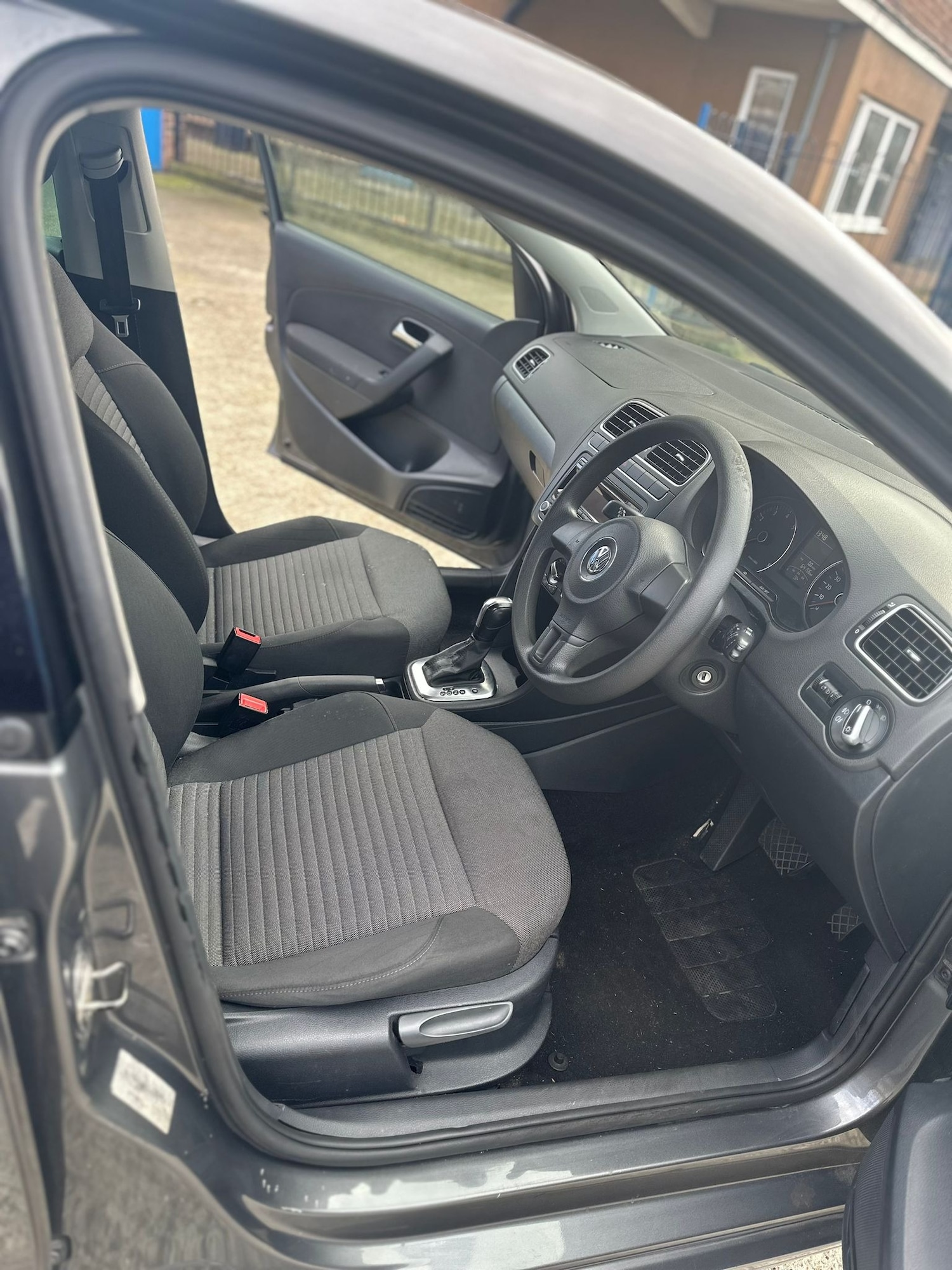 Used Volkswagen Polo 2011 for sale - 77807442: Photo 10