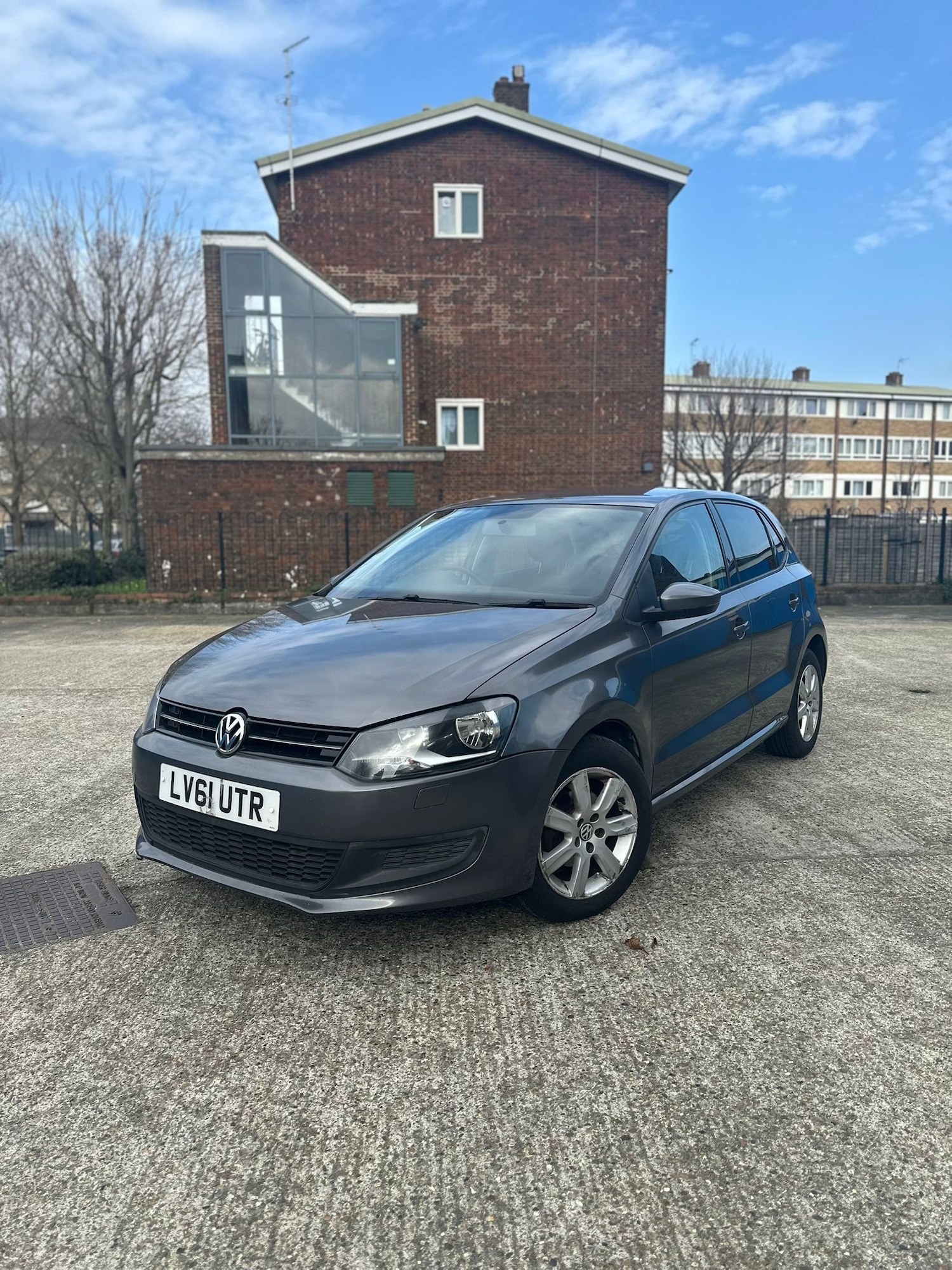 Used Volkswagen Polo 2011 for sale - 77807442: Photo 2