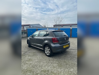 Used Volkswagen Polo 2011 for sale - 77807442: Photo