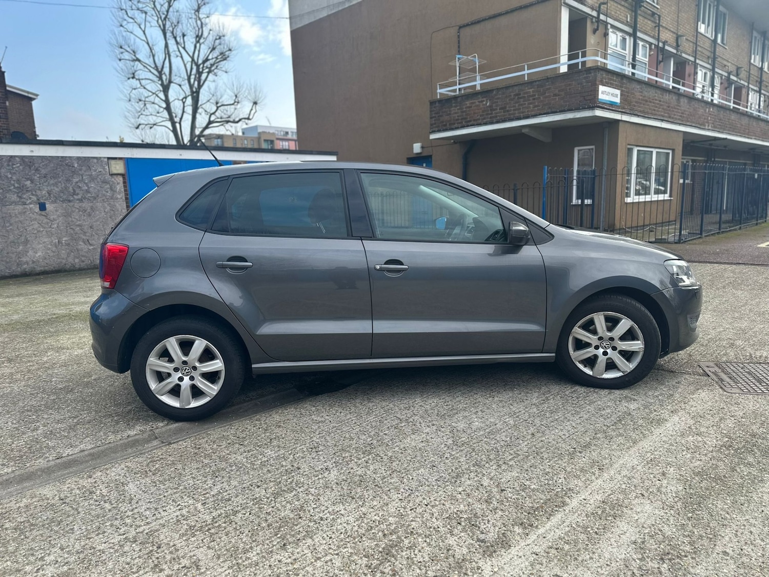 Used Volkswagen Polo 2011 for sale - 77807442: Photo 8