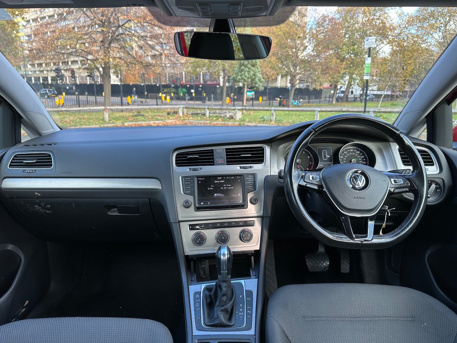 Used Volkswagen Golf 2017 for sale - 76440275: Photo 10