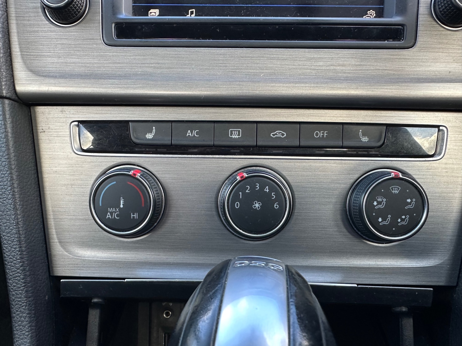 Used Volkswagen Golf 2017 for sale - 76440275: Photo 16