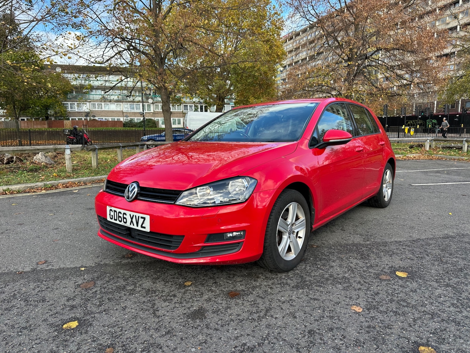 Used Volkswagen Golf 2017 for sale - 76440275: Photo 3