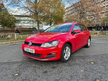 Used Volkswagen Golf 2017 for sale - 76440275: Photo