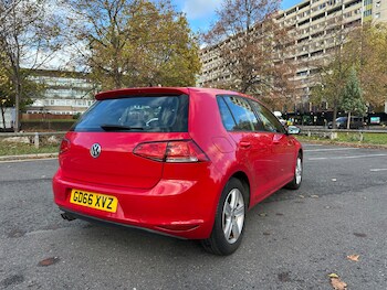 Used Volkswagen Golf 2017 for sale - 76440275: Photo