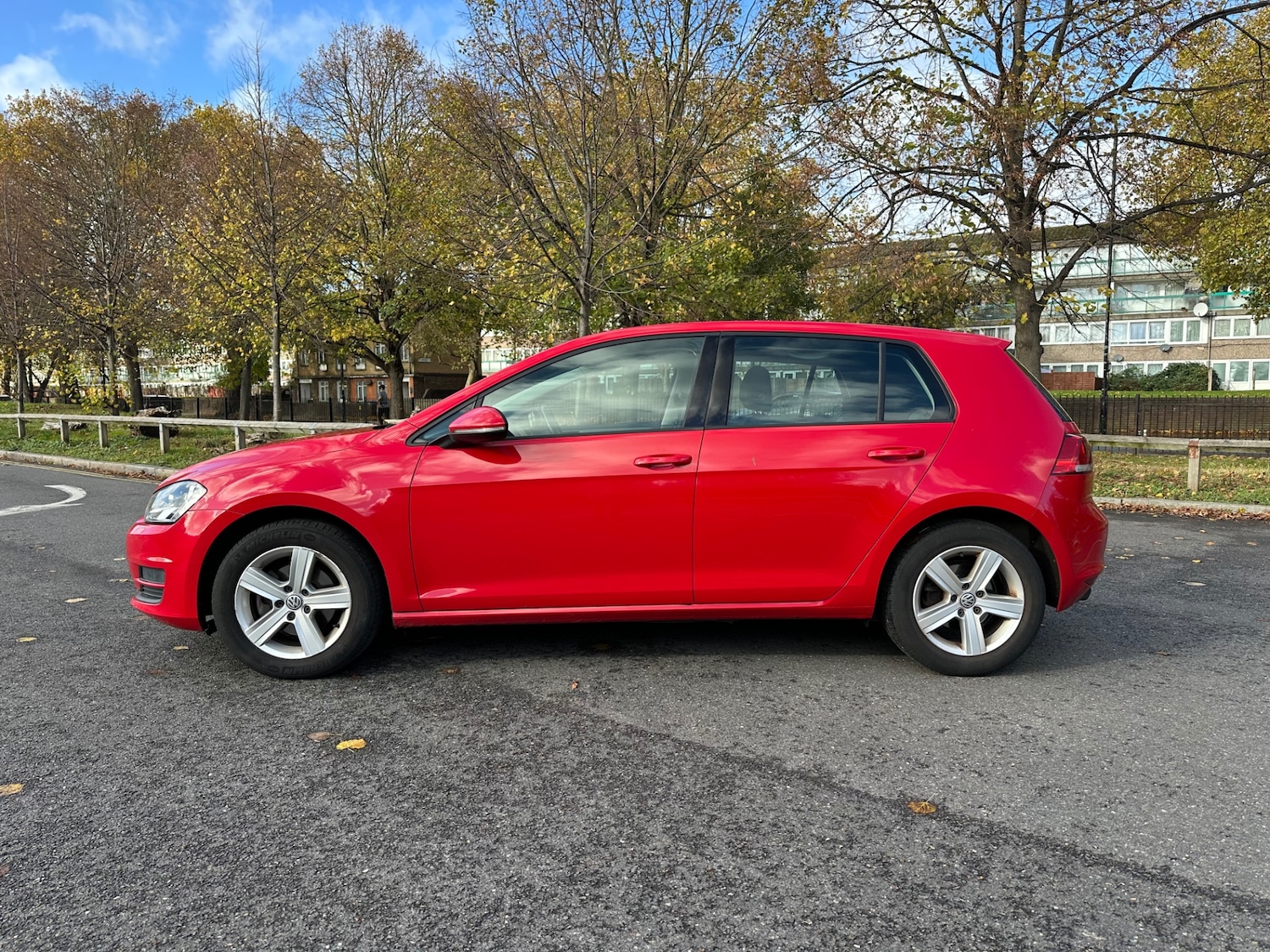 Used Volkswagen Golf 2017 for sale - 76440275: Photo 7