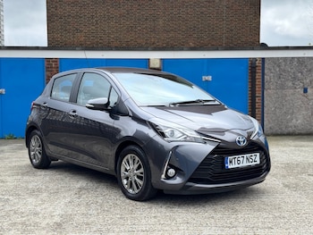 Used Toyota Yaris 2017 for sale - 78135143: Photo