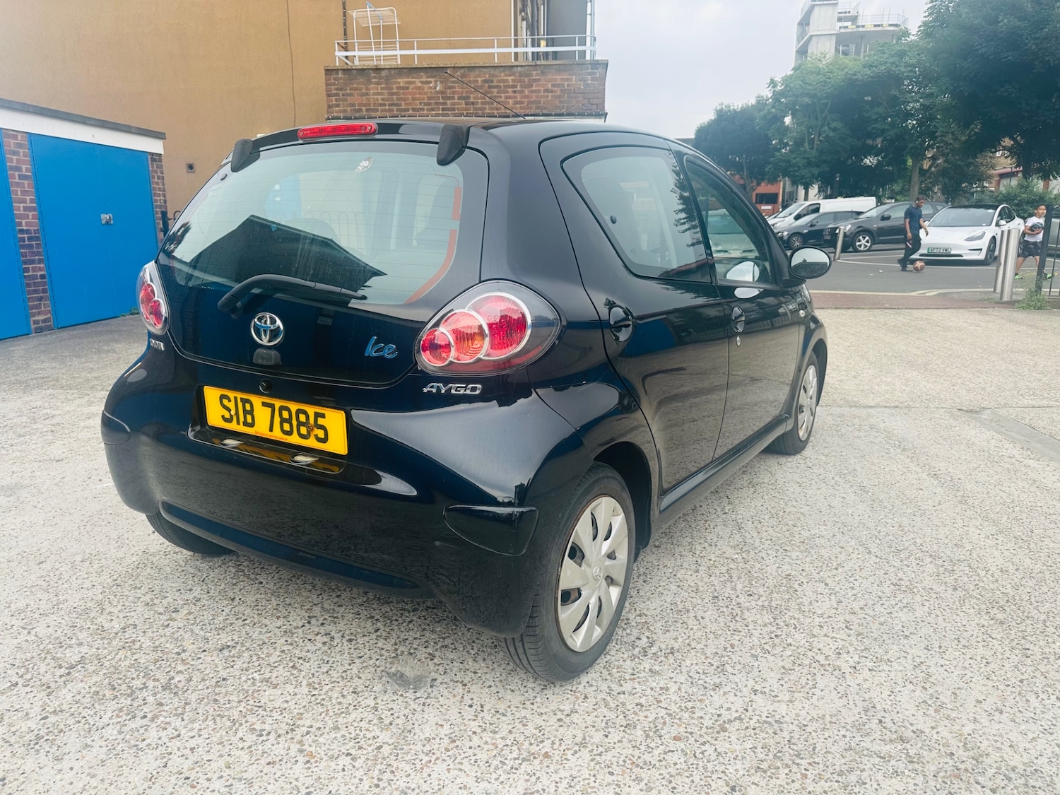 Vehicle 5