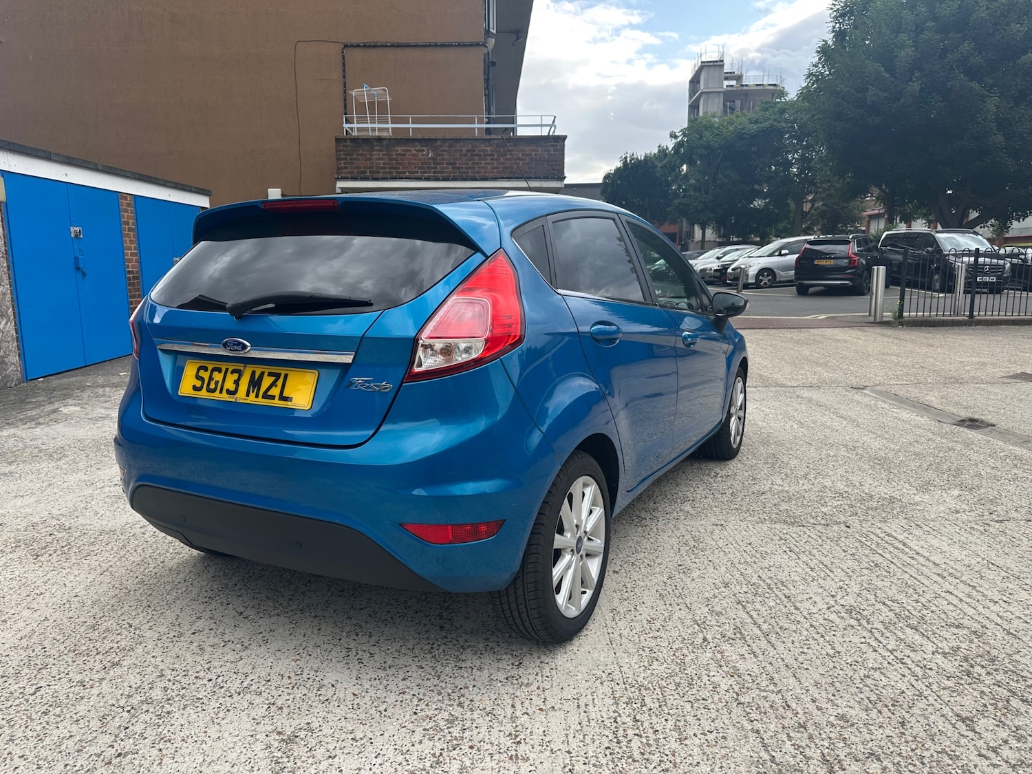 Vehicle 5