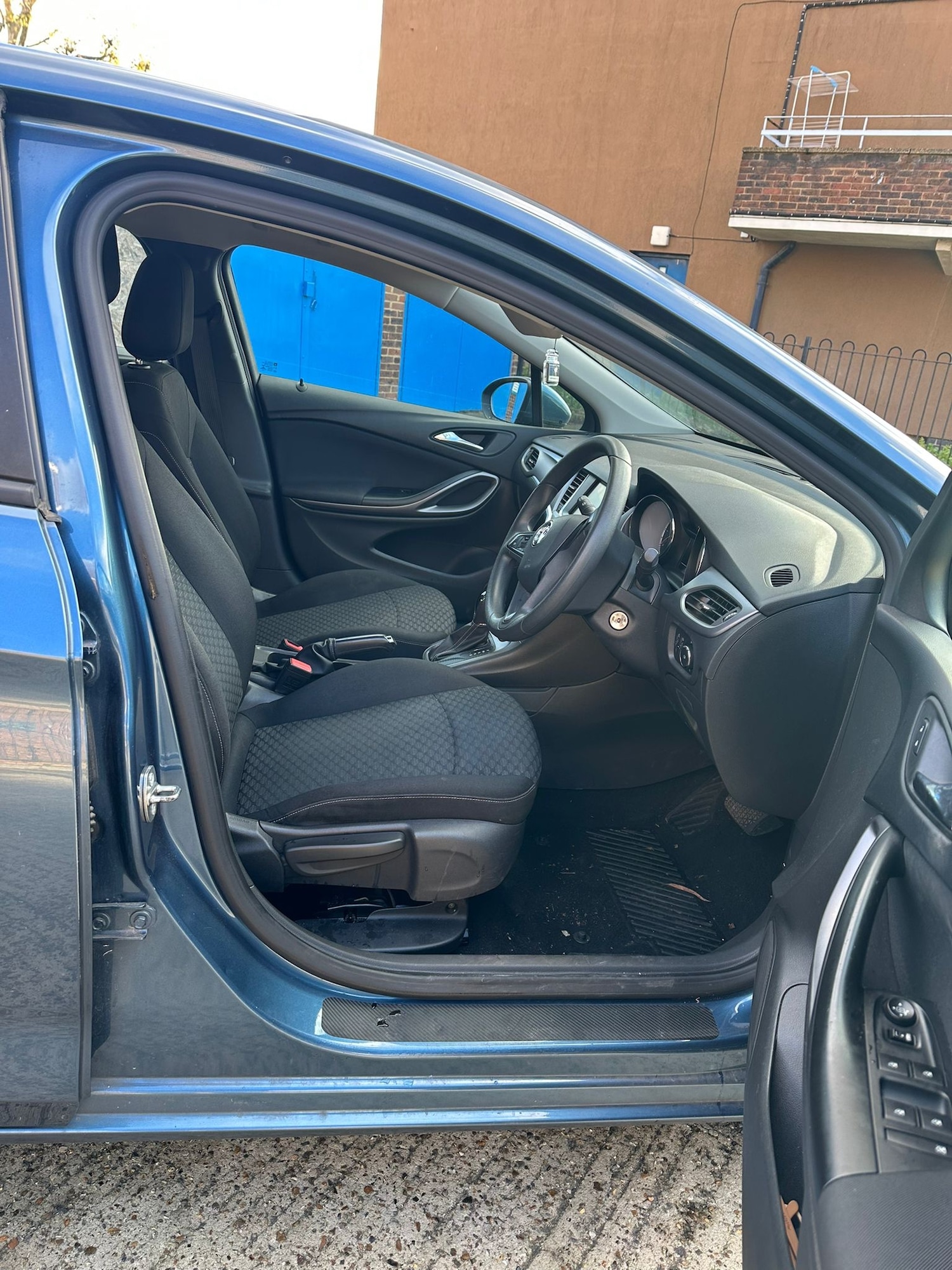 Used Vauxhall Astra 2016 for sale - 76670872: Photo 10