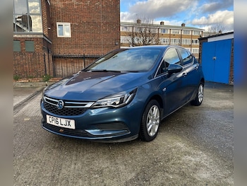 Vauxhall - Astra