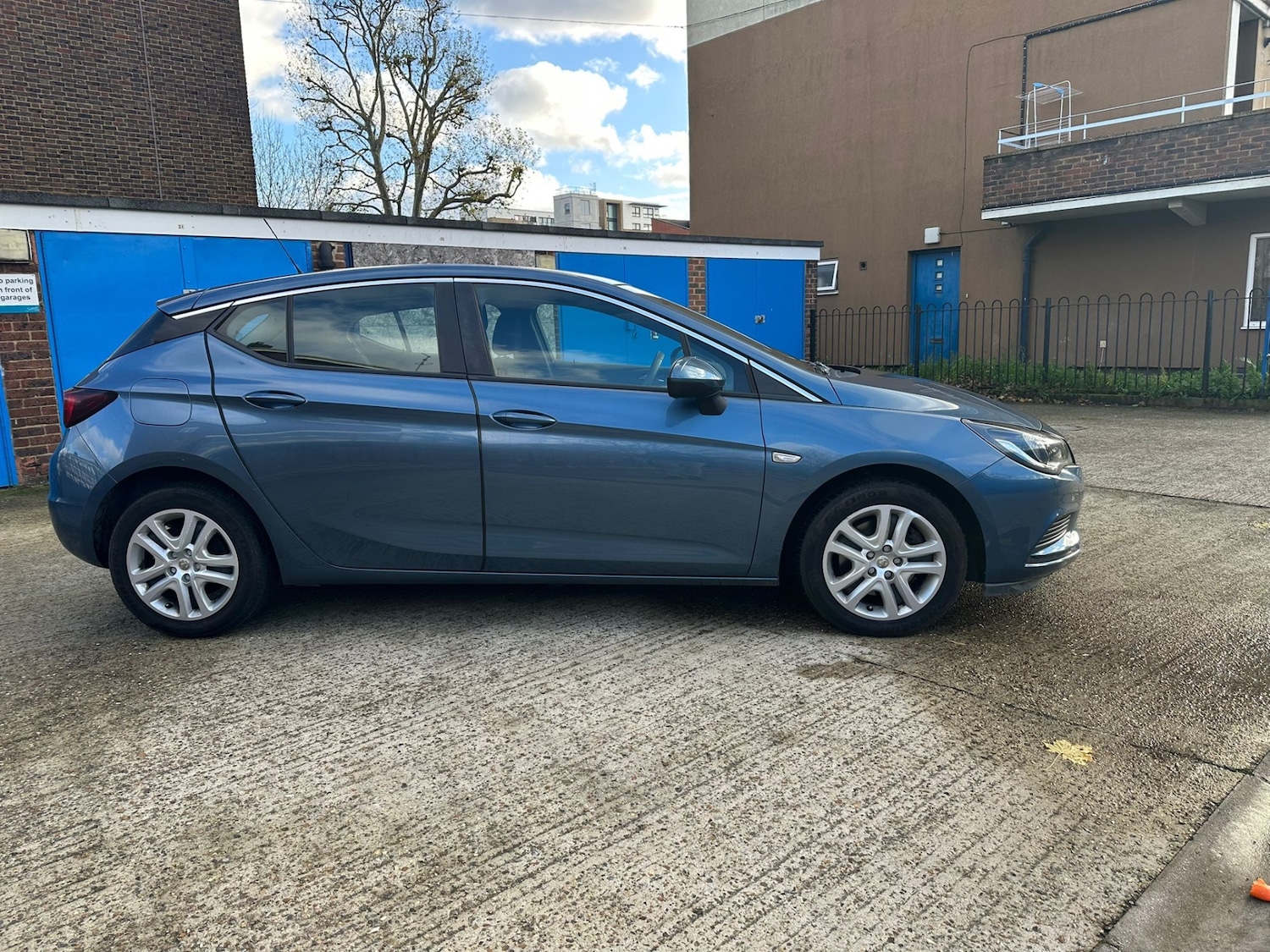 Used Vauxhall Astra 2016 for sale - 76670872: Photo 7