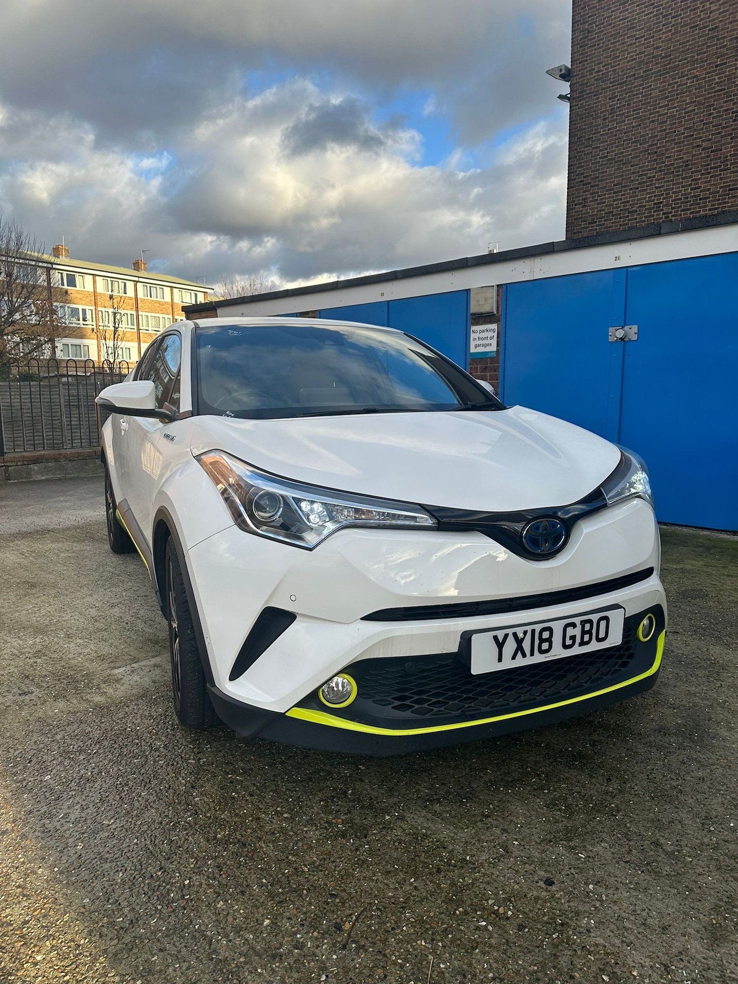 Used Toyota C-HR 2018 for sale - 76670834: Photo 3
