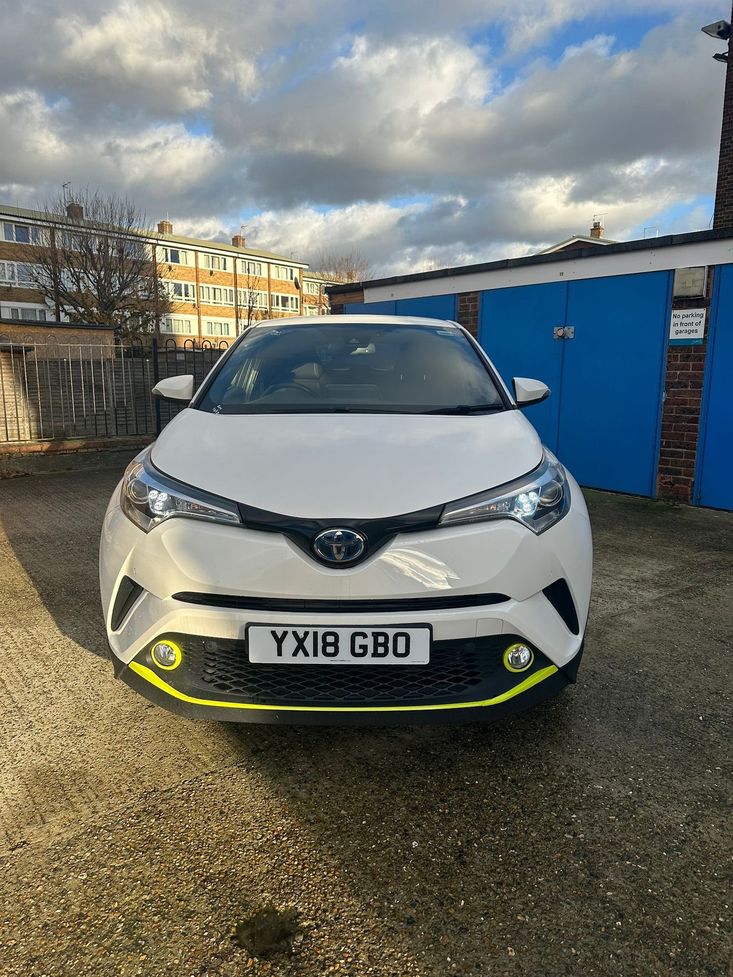 Used Toyota C-HR 2018 for sale - 76670834: Photo 4