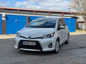 Used Toyota Yaris 2013 for sale - 78477212: Photo