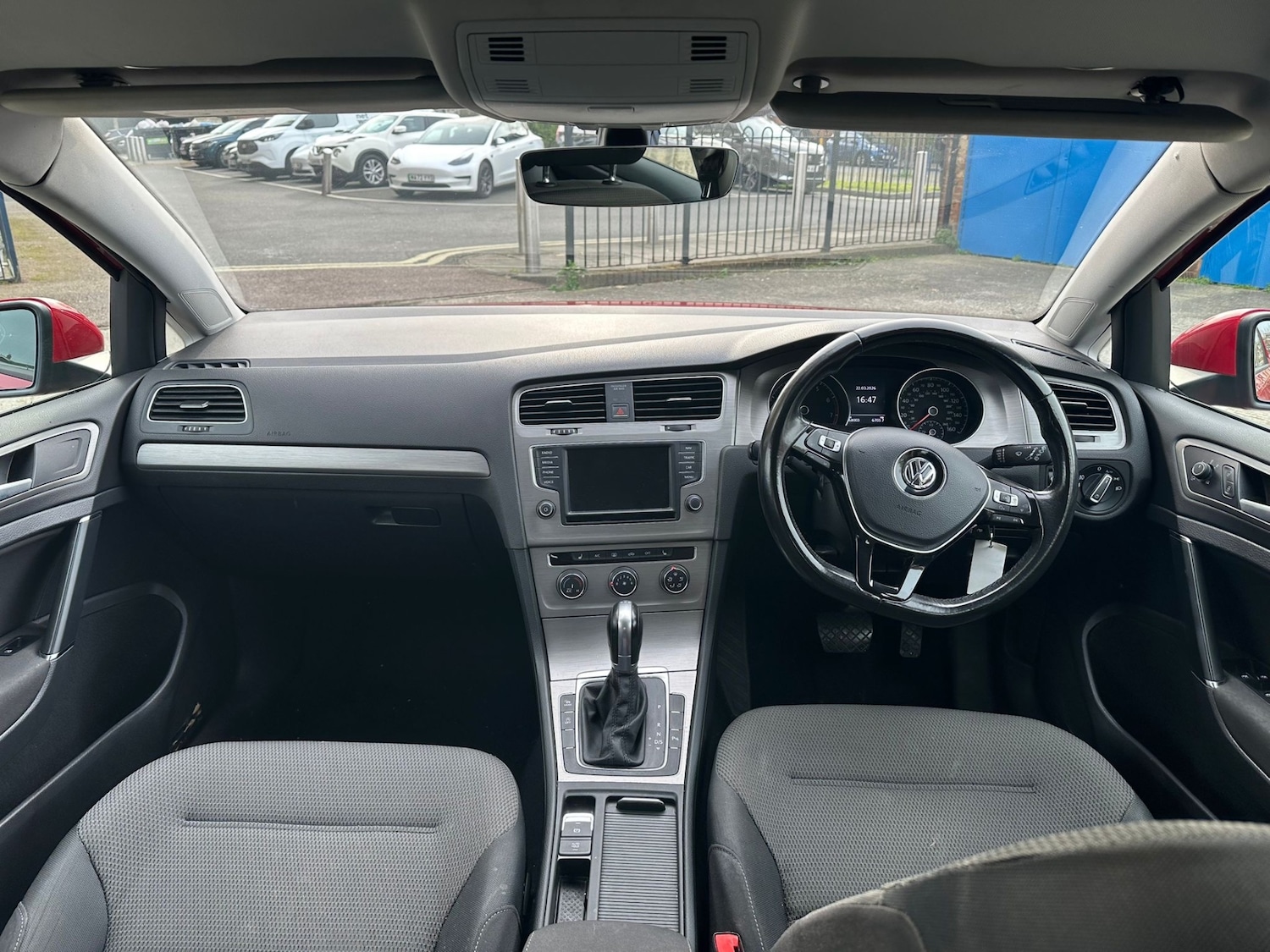 Used Volkswagen Golf 2017 for sale - 77983445: Photo 15