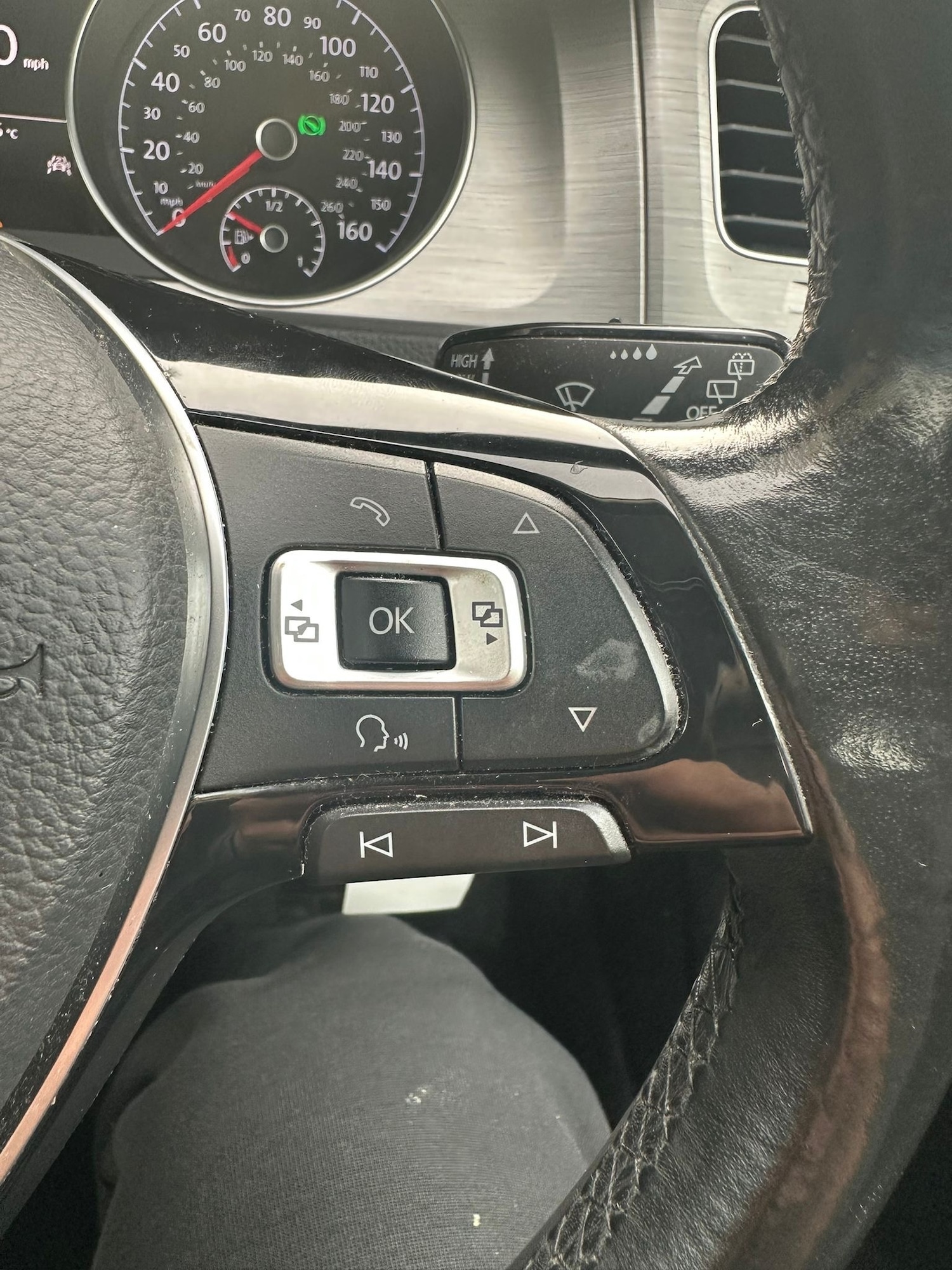 Used Volkswagen Golf 2017 for sale - 77983445: Photo 17