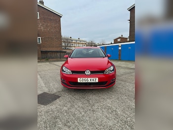 Used Volkswagen Golf 2017 for sale - 77983445: Photo
