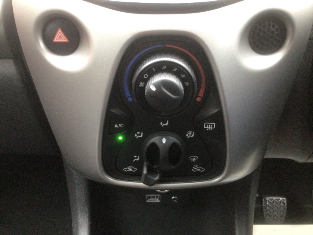 Used Peugeot 108 2018 for sale - 78095757: Photo 21