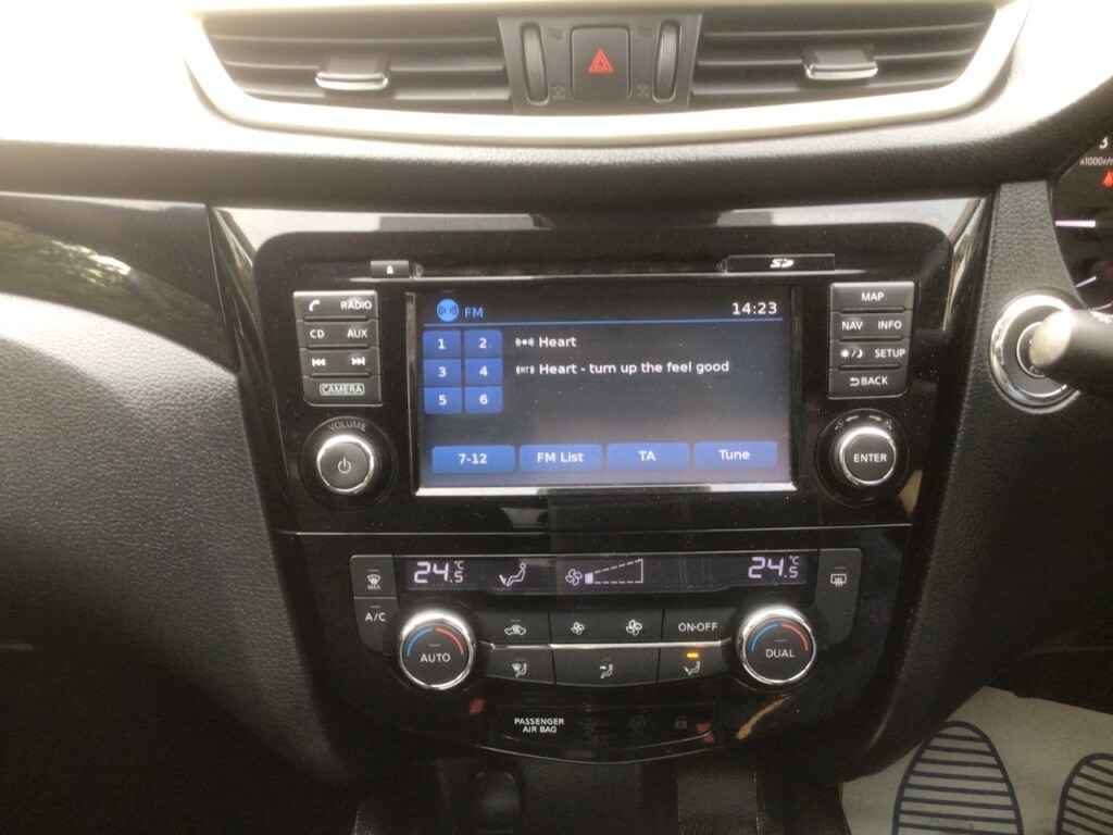 Used Nissan Qashqai 2015 for sale - 77915936: Photo 21