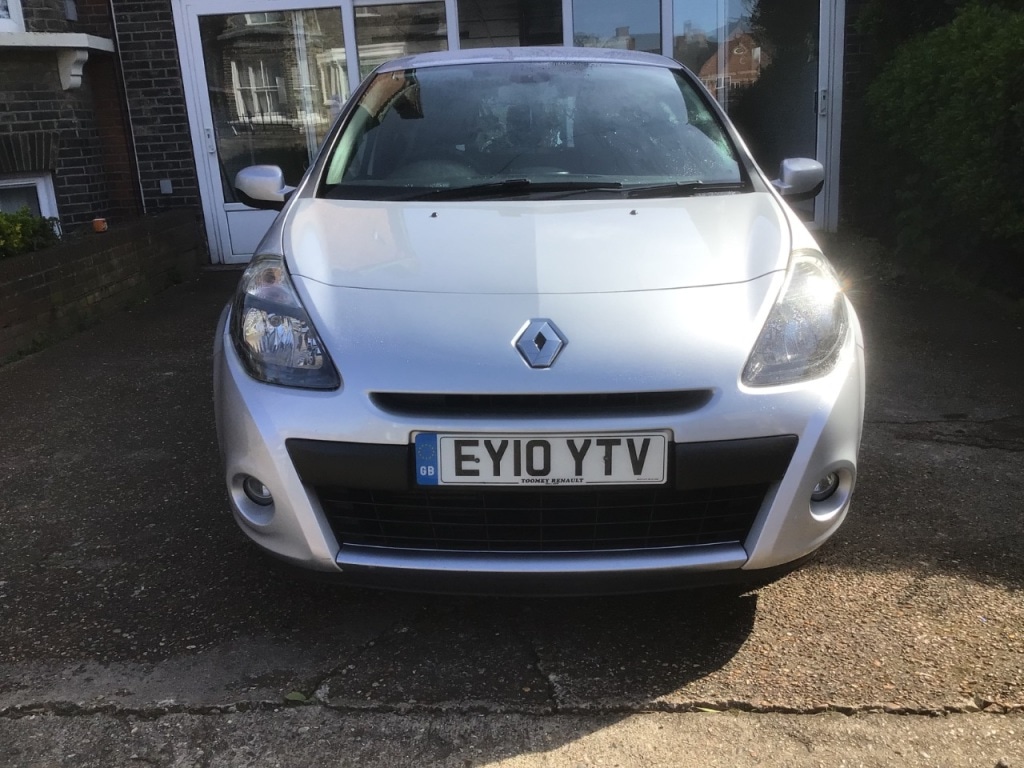 Used Renault Clio 2010 for sale - 77976048: Photo 5