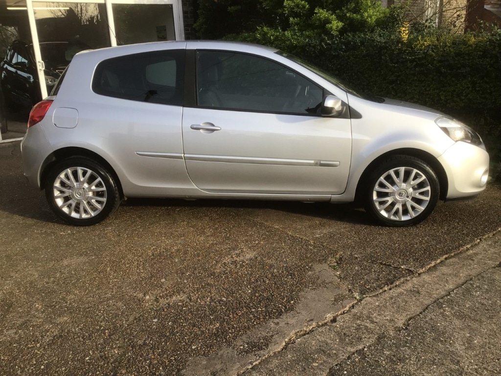 Used Renault Clio 2010 for sale - 77976048: Photo 7