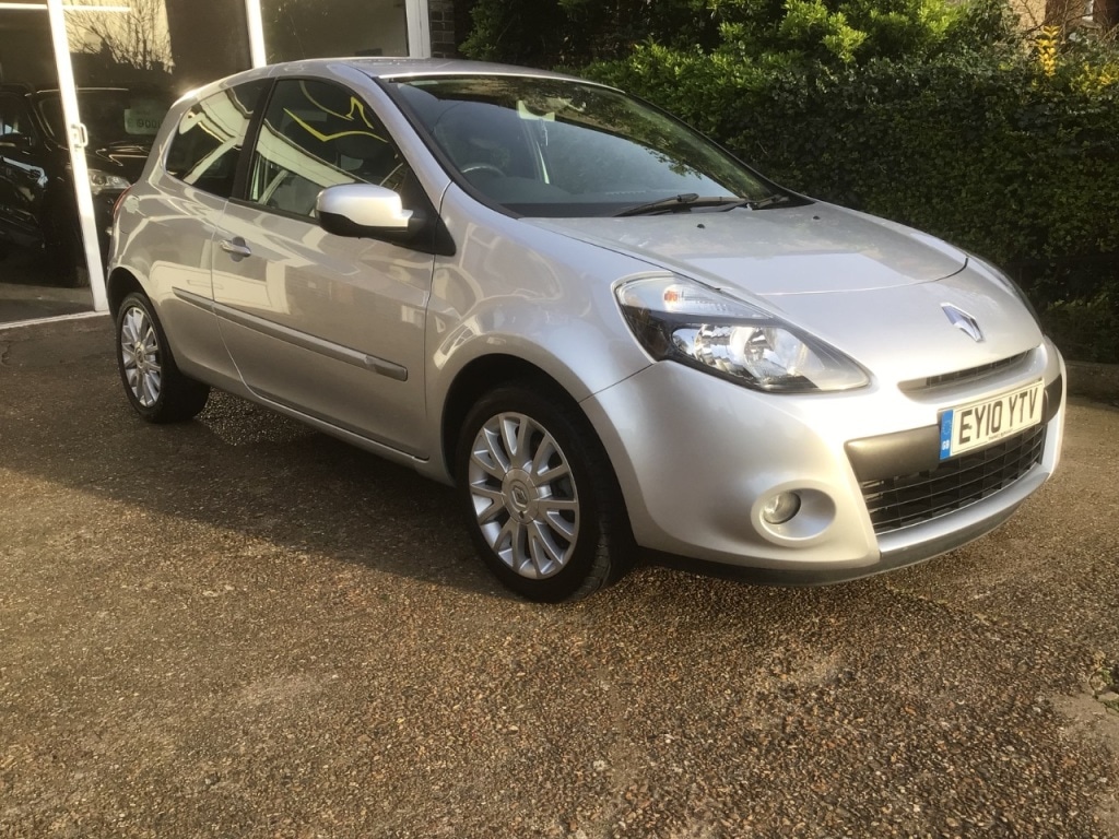 Used Renault Clio 2010 for sale - 77976048: Photo 8