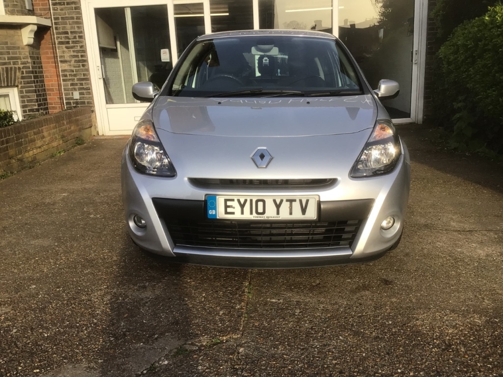 Used Renault Clio 2010 for sale - 77976048: Photo 9