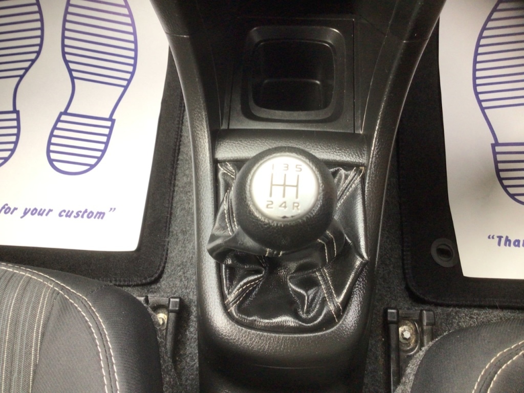 Used Suzuki Swift 2016 for sale - 76847966: Photo 23