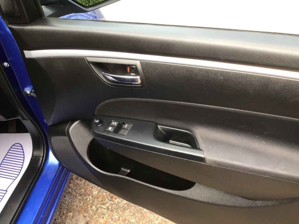 Used Suzuki Swift 2016 for sale - 76847966: Photo 27