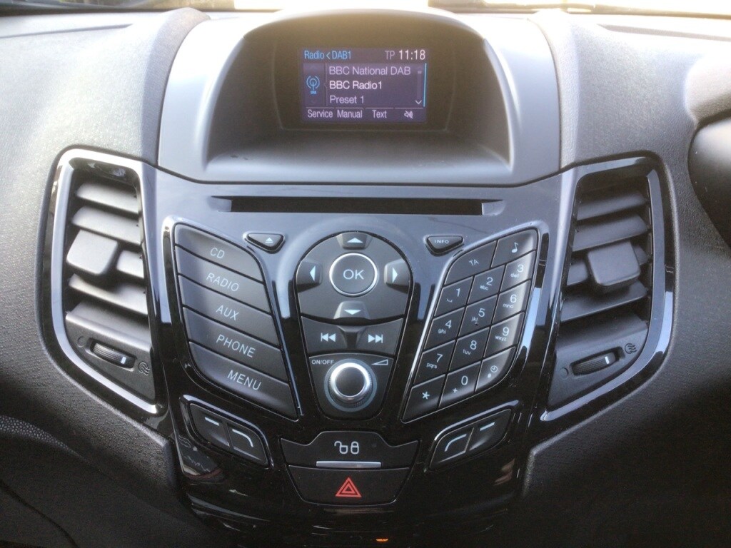 Used Ford Fiesta 2016 for sale - 77915944: Photo 18