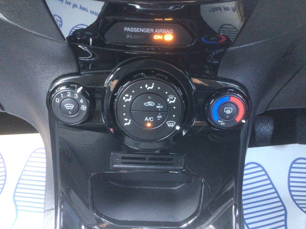 Used Ford Fiesta 2016 for sale - 77915944: Photo 19