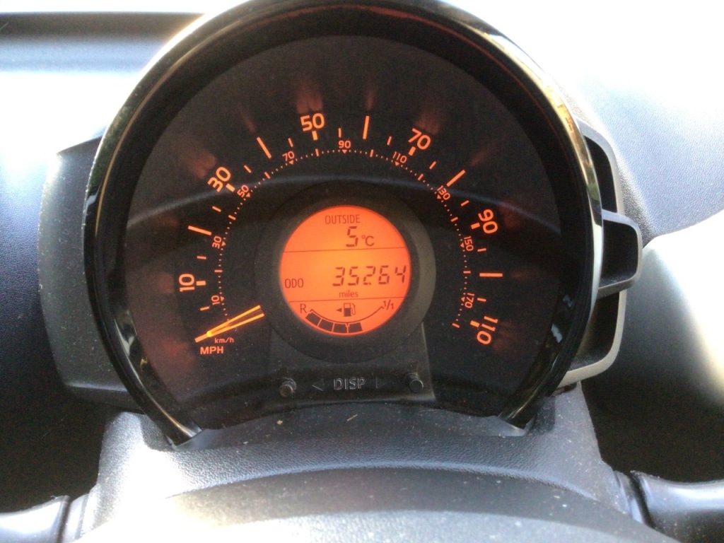 Used Peugeot 108 2015 for sale - 76847970: Photo 15