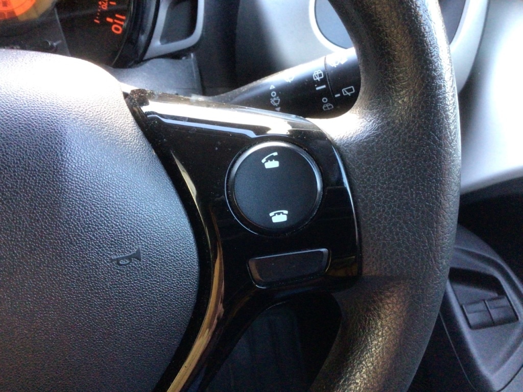 Used Peugeot 108 2015 for sale - 76847970: Photo 18