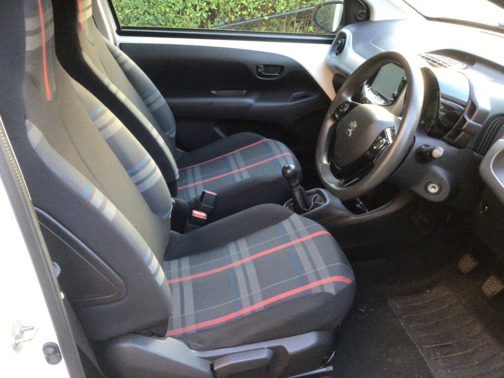 Used Peugeot 108 2015 for sale - 76847970: Photo 24