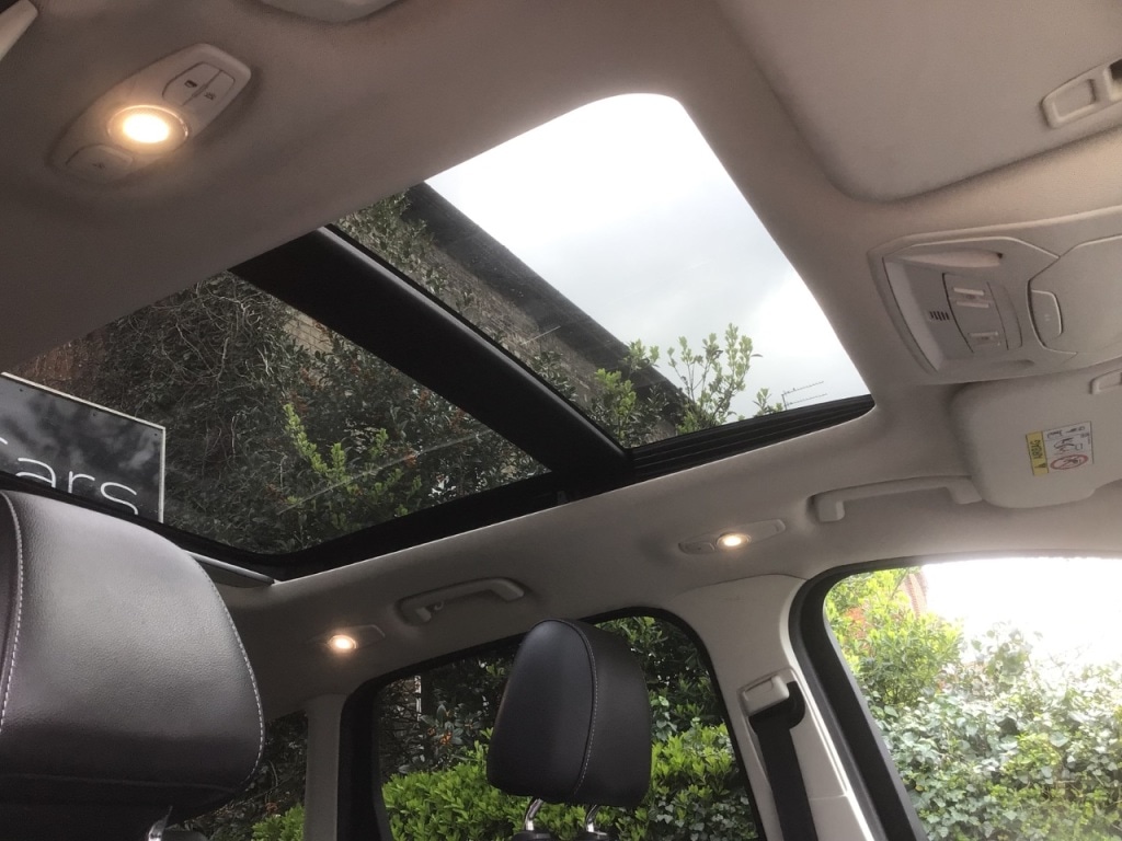 Used Ford Kuga 2015 for sale - 77915938: Photo 17