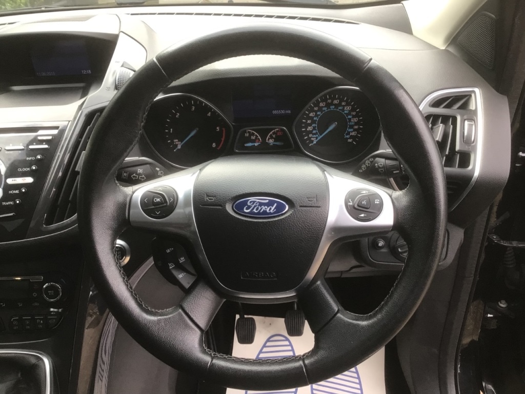 Used Ford Kuga 2015 for sale - 77915938: Photo 19