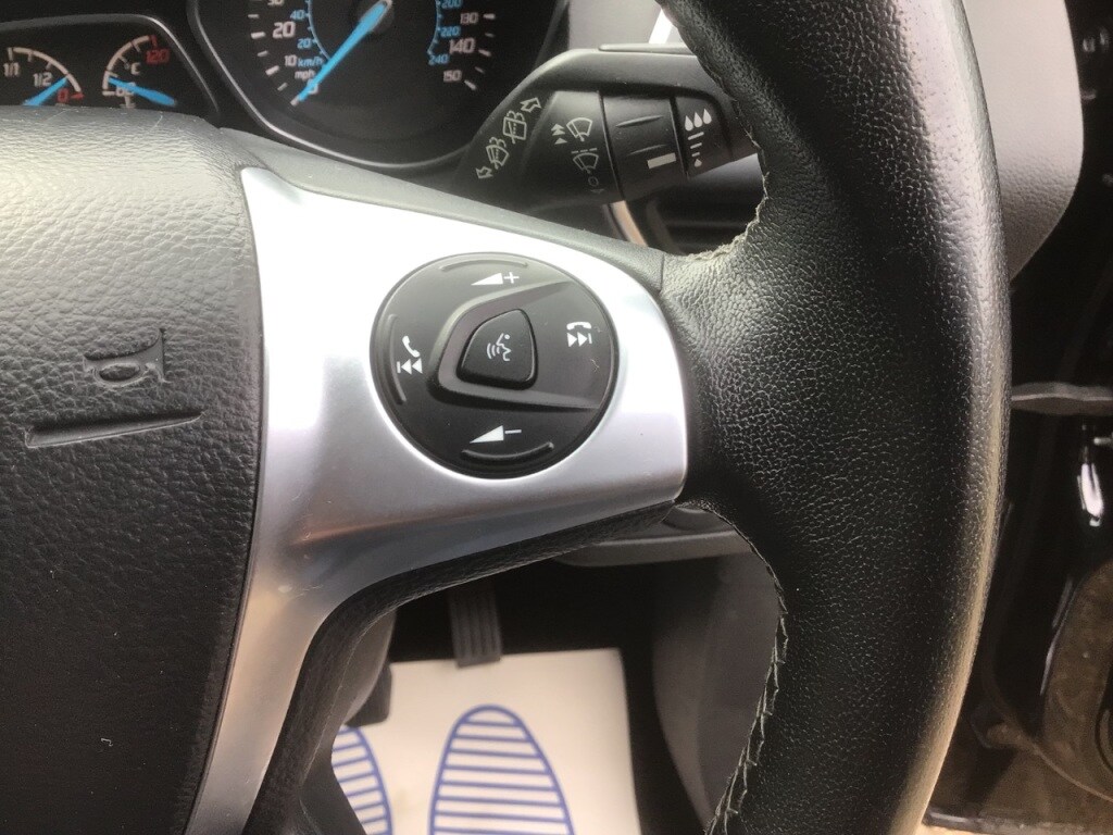 Used Ford Kuga 2015 for sale - 77915938: Photo 21