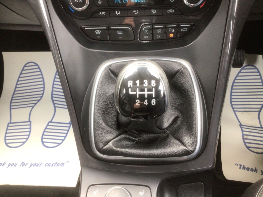 Used Ford Kuga 2015 for sale - 77915938: Photo 25