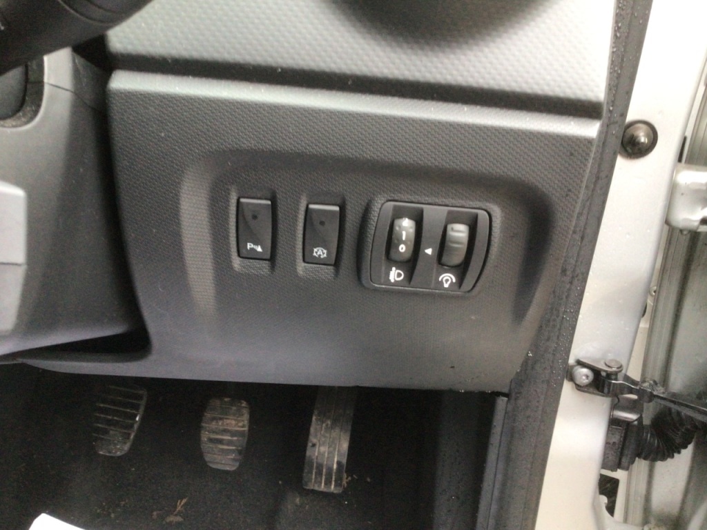 Used Renault Captur 2015 for sale - 76847967: Photo 19