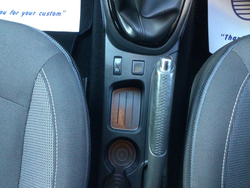 Used Renault Captur 2015 for sale - 76847967: Photo 24