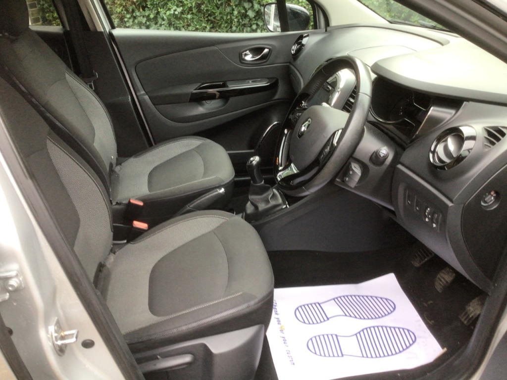 Used Renault Captur 2015 for sale - 76847967: Photo 26