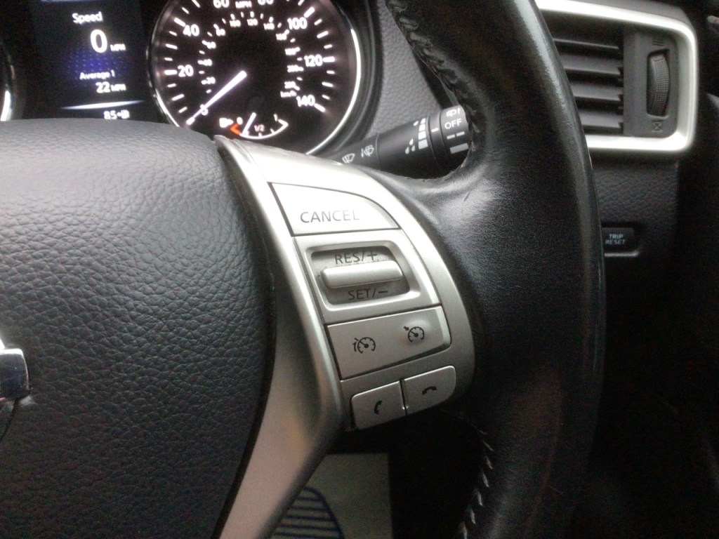 Used Nissan Qashqai 2016 for sale - 77520180: Photo 18