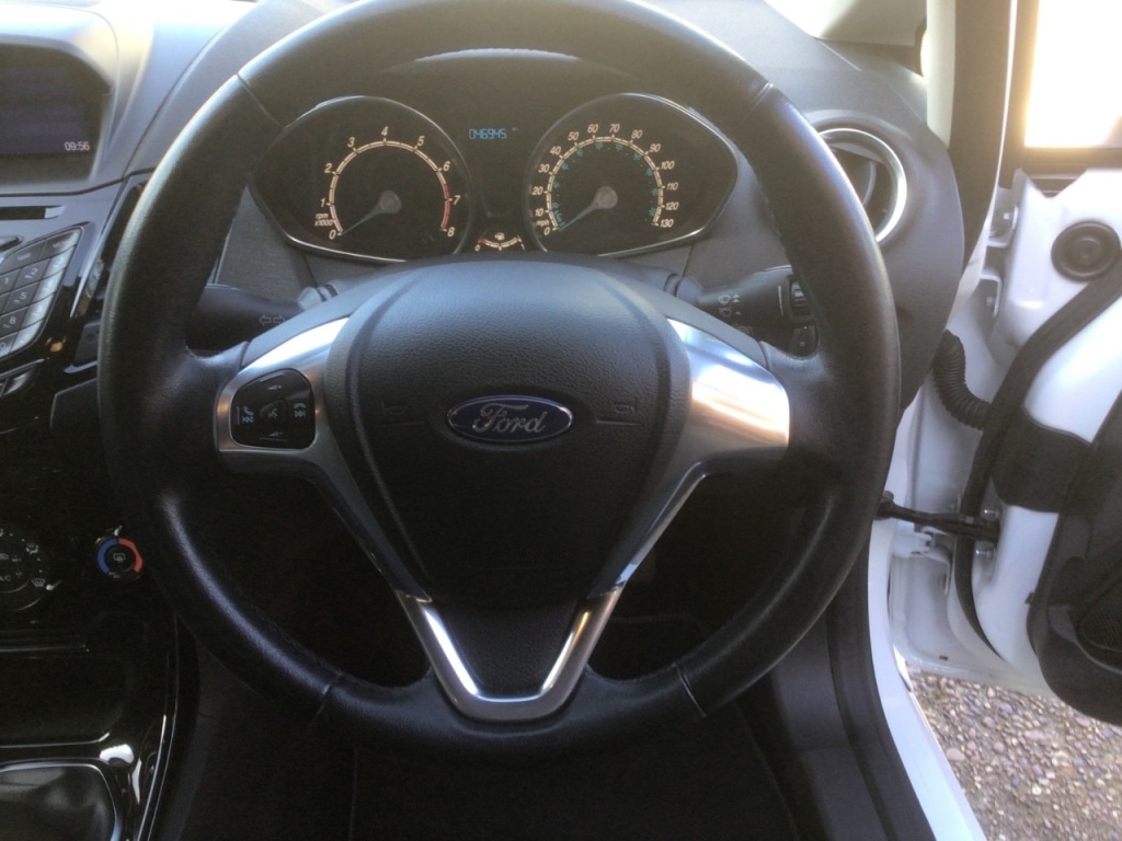 Used Ford Fiesta 2016 for sale - 77915946: Photo 15