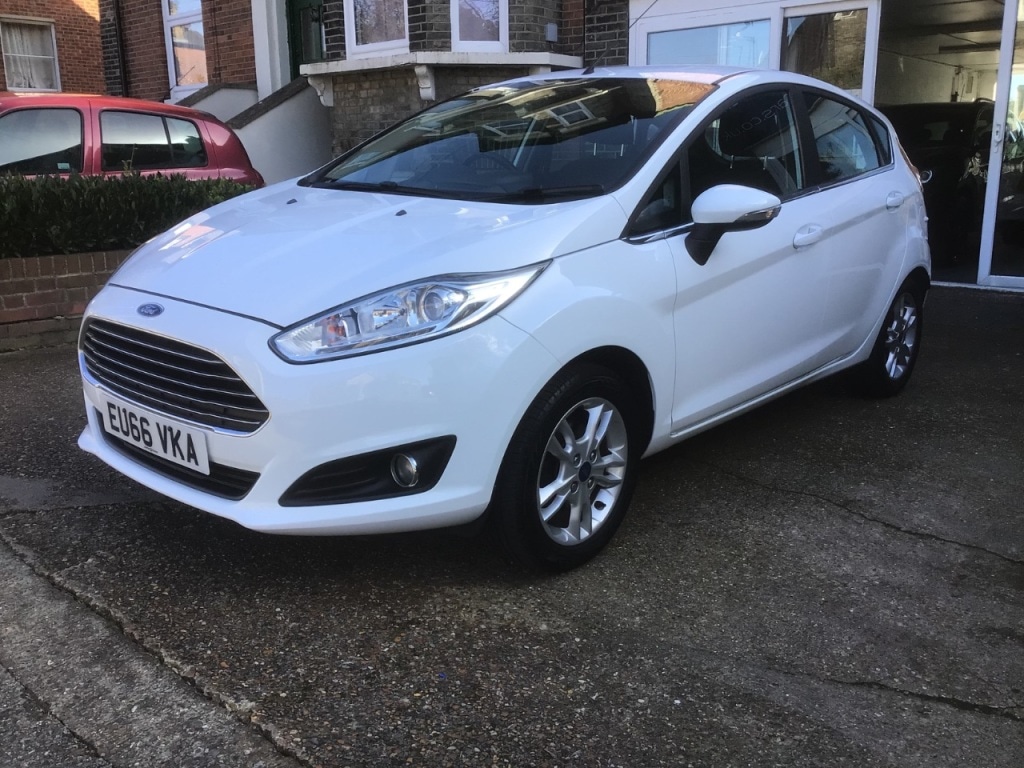 Used Ford Fiesta 2016 for sale - 77915946: Photo 8