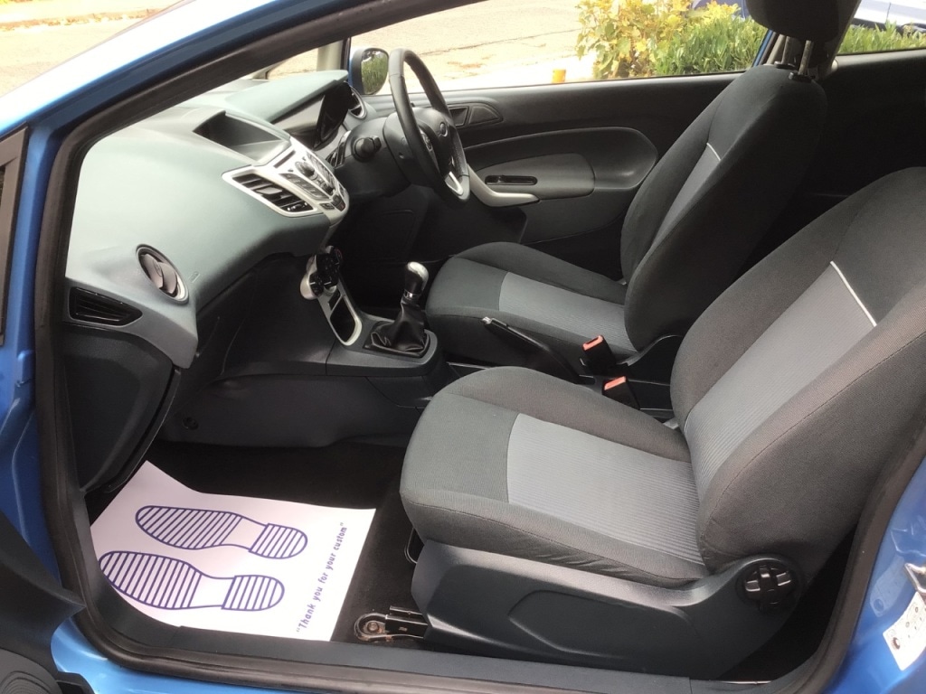 Used Ford Fiesta 2010 for sale - 77312952: Photo 23