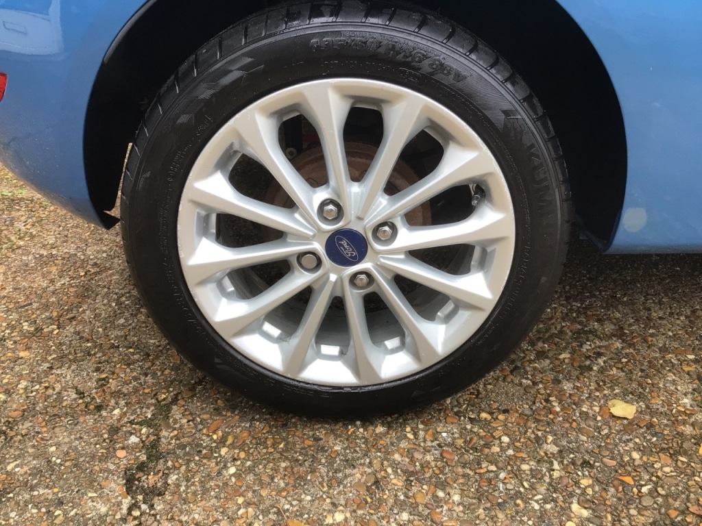 Used Ford Fiesta 2010 for sale - 77312952: Photo 29